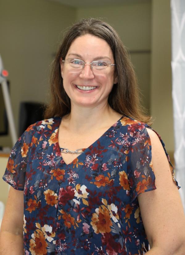 headshot of christine smiling