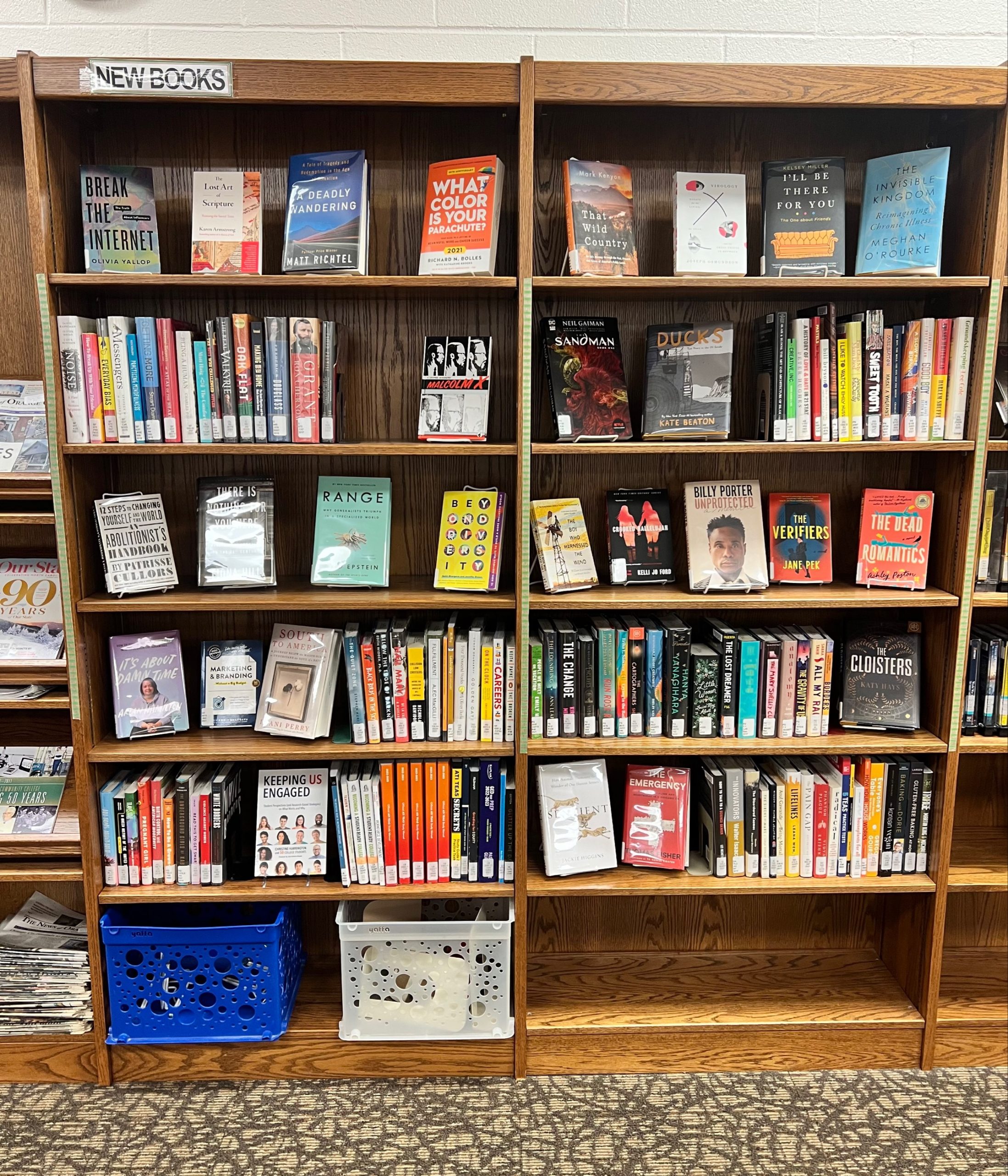 New Books shelves at the Orange County Campus Library, Jan. 2023